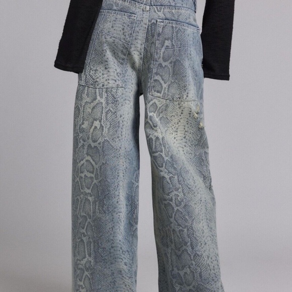 BRAND NEW Ragged Priest Snake Print Jeans Slim Sweeper Jean wSnake Print SIZE 28 - Picture 5 of 6